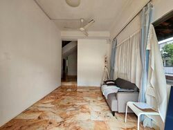 Highland Road (D19), Terrace #471558561